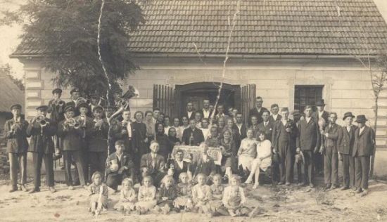 picture of a hist04_01